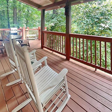 Splashing Sunrise, 2 Bedrooms, Private Pool, Arcade, Hot Tub, Sleeps 6 Pigeon Forge Esterno foto