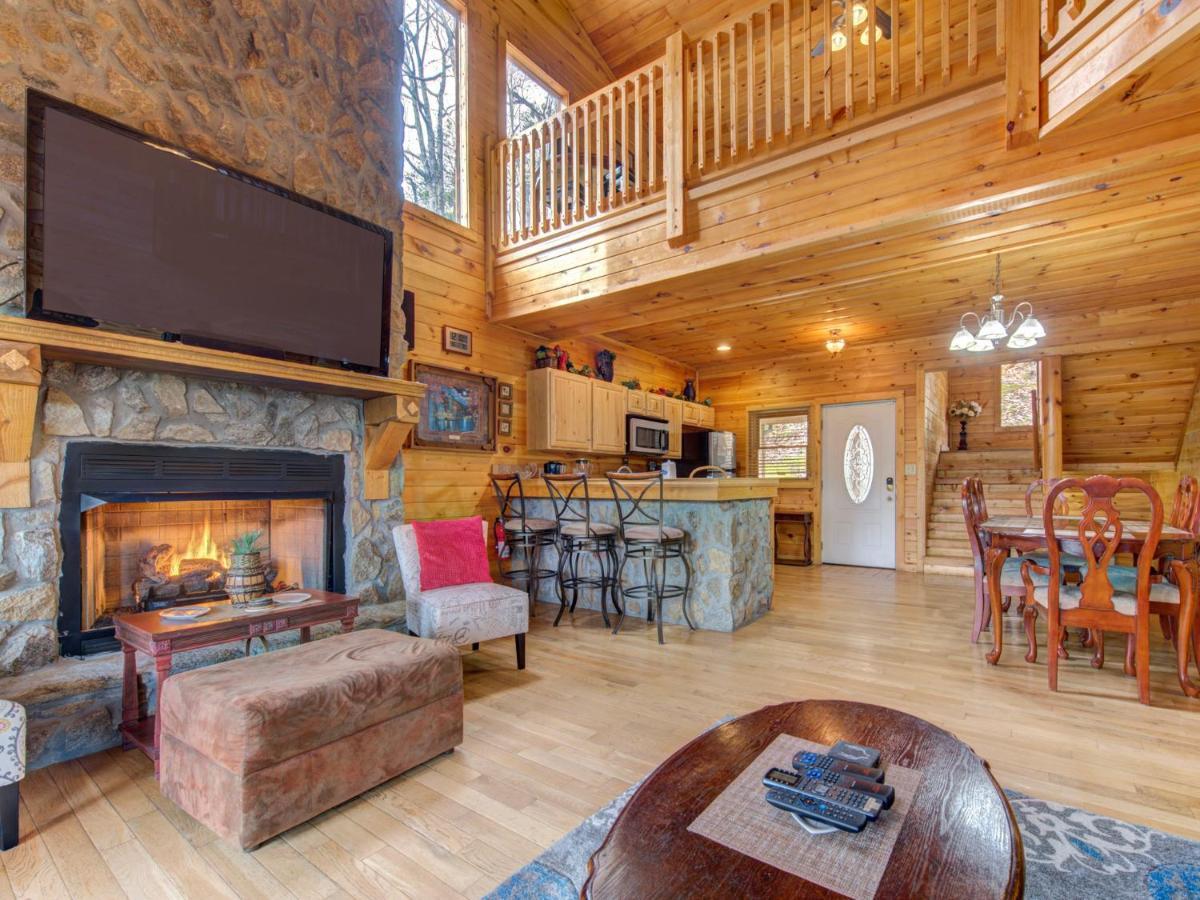 Splashing Sunrise, 2 Bedrooms, Private Pool, Arcade, Hot Tub, Sleeps 6 Pigeon Forge Esterno foto