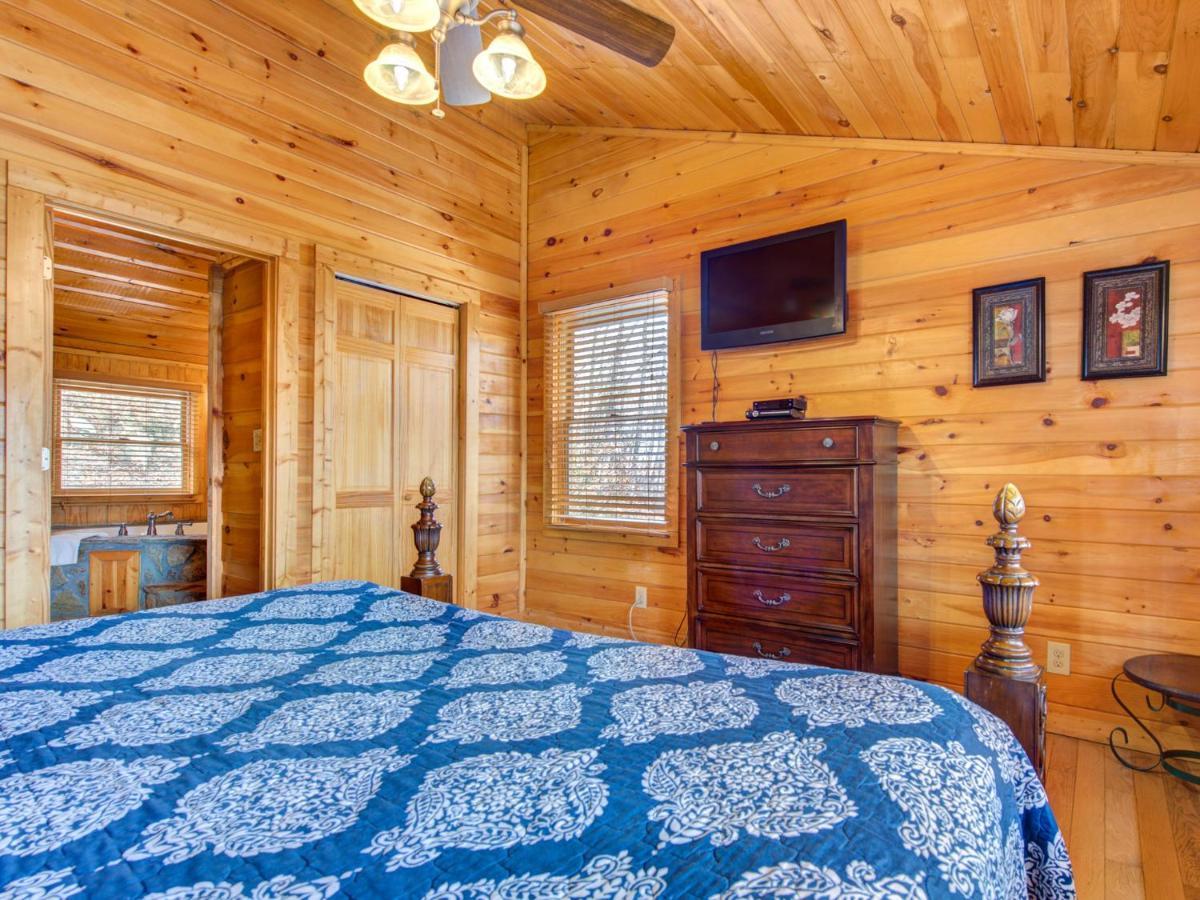 Splashing Sunrise, 2 Bedrooms, Private Pool, Arcade, Hot Tub, Sleeps 6 Pigeon Forge Esterno foto