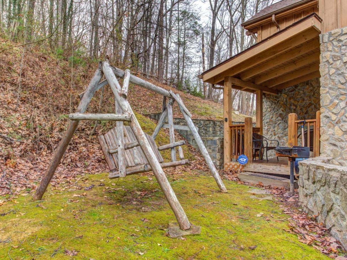 Splashing Sunrise, 2 Bedrooms, Private Pool, Arcade, Hot Tub, Sleeps 6 Pigeon Forge Esterno foto