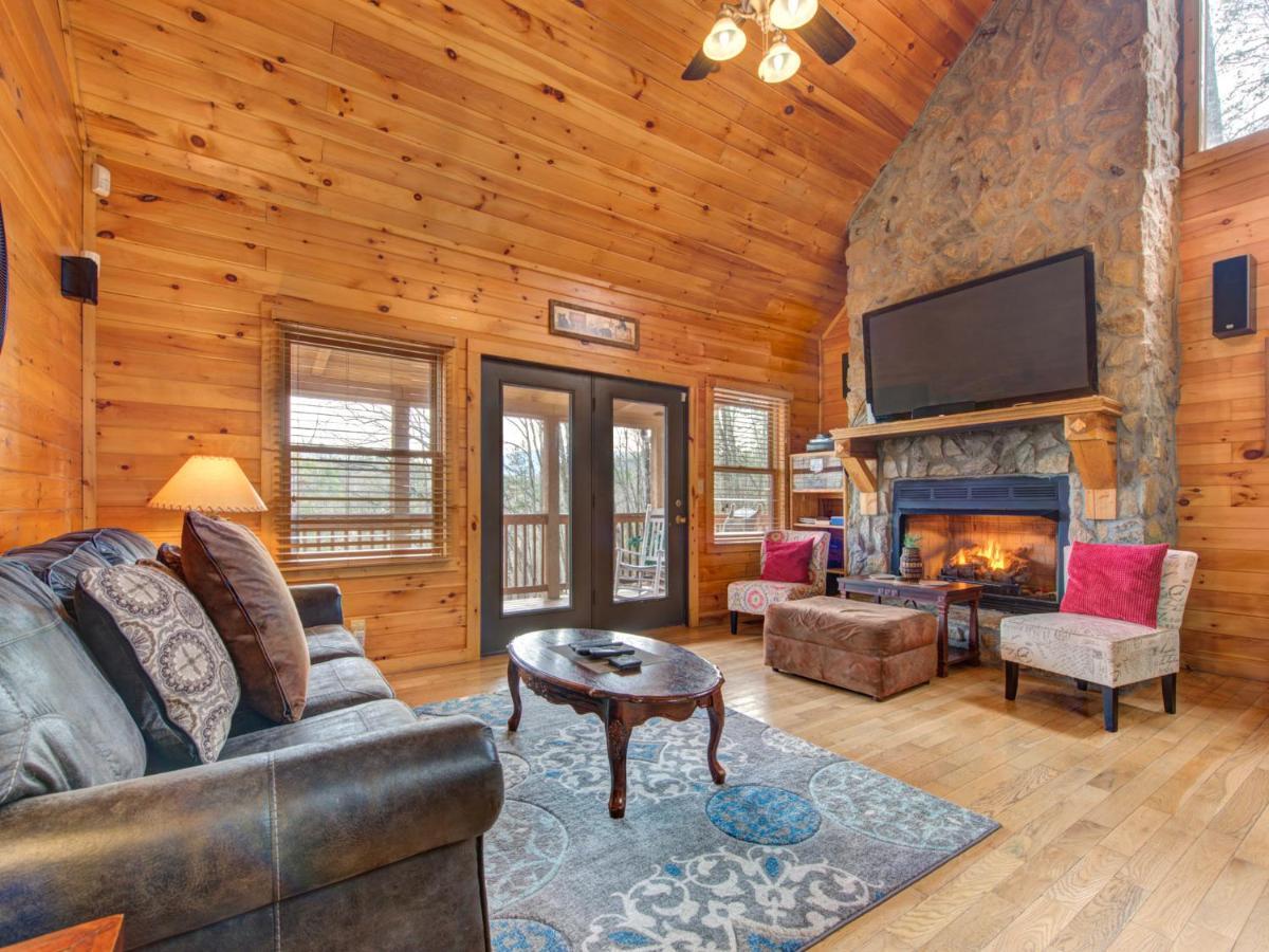 Splashing Sunrise, 2 Bedrooms, Private Pool, Arcade, Hot Tub, Sleeps 6 Pigeon Forge Esterno foto