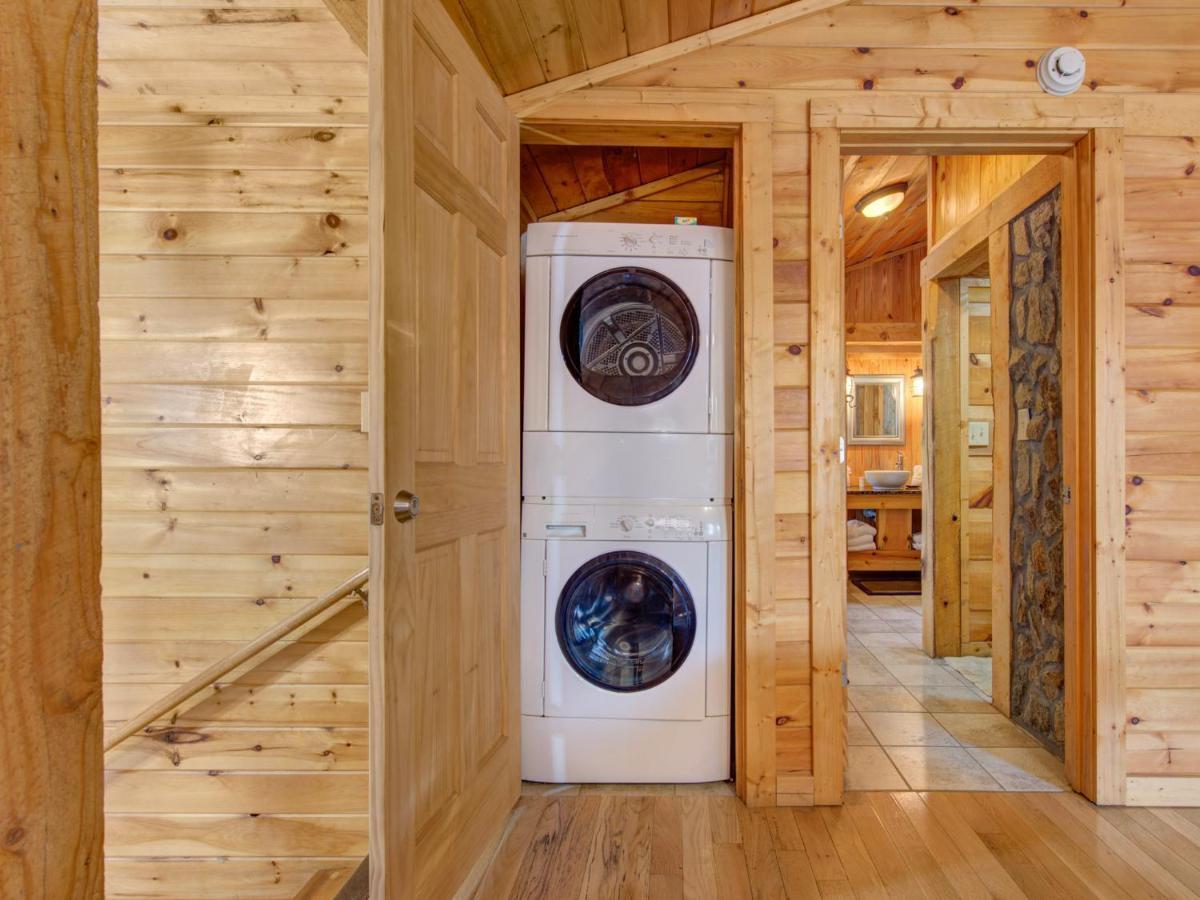 Splashing Sunrise, 2 Bedrooms, Private Pool, Arcade, Hot Tub, Sleeps 6 Pigeon Forge Esterno foto